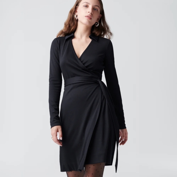 Diane Von Furstenberg Dresses & Skirts - Diane Von Furstenberg Classic Black Wrap Dress